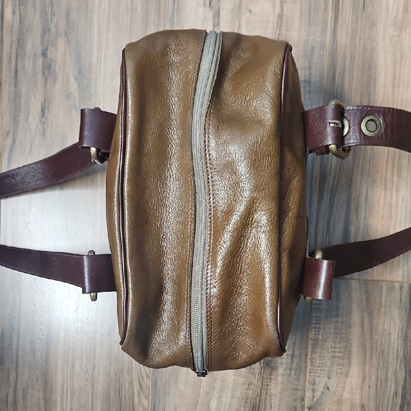 dulce Two Tone Brown Women's Brazalian Leather Handbag - Picture 5 of 17